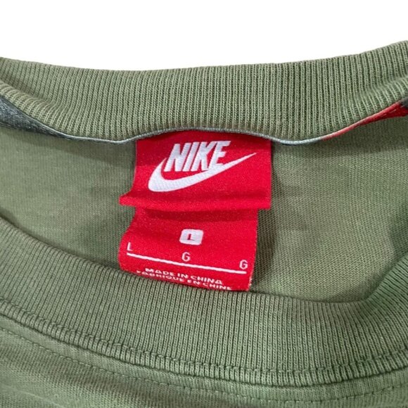 Nike Air T-Shirt Men’s Size Large Olive Green Cotton Spellout Graphic Athletic - Picture 2 of 4